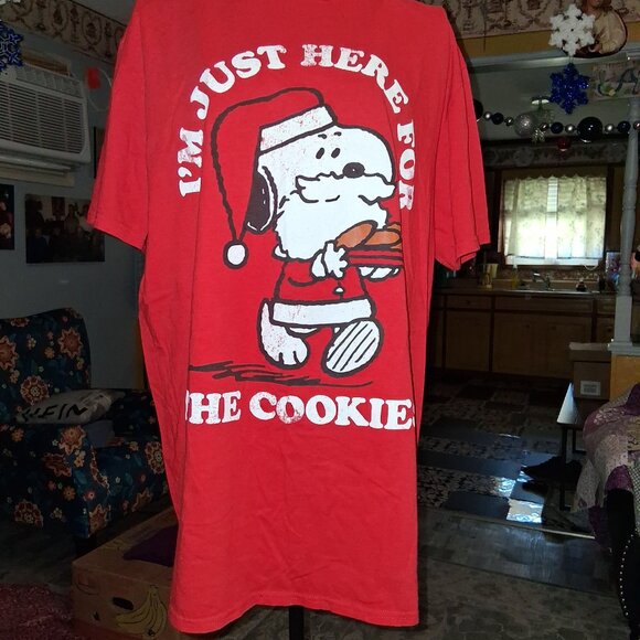 Other - SNOOPY MENS SHIRT final price no more discounts